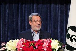 وزیر کشور: خروج آمریکا از برجام برای ما اهمیت ندارد