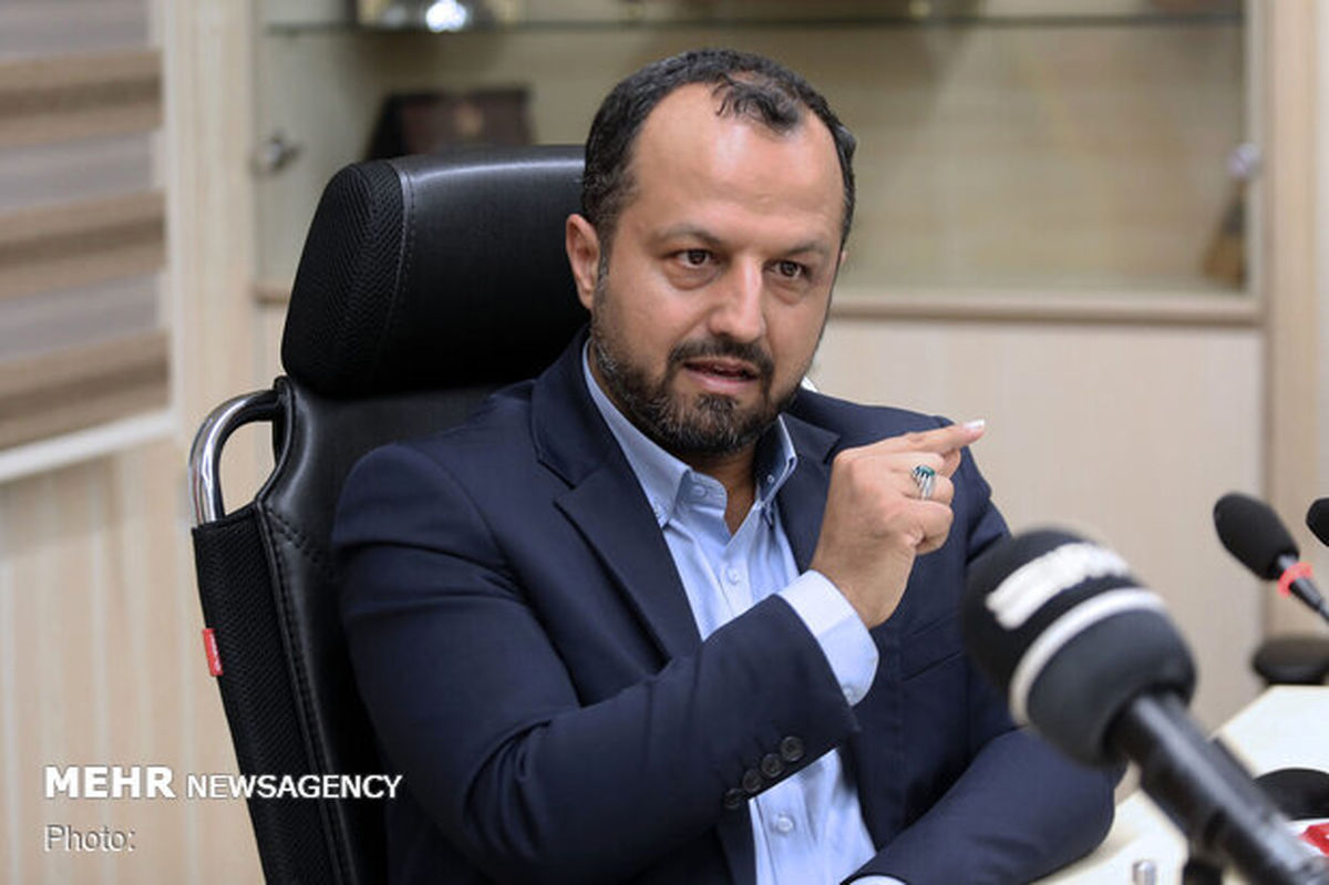 پاسخ وزیر اقتصاد به ادعای عبدالناصر همتی