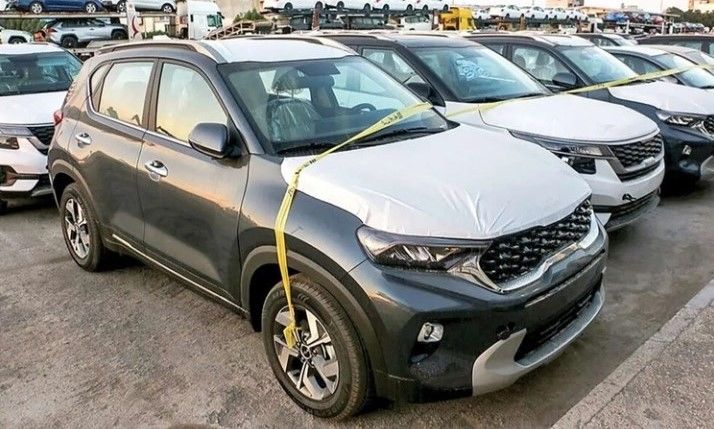 سود نجومی خرید خودروهای وارداتی | کدام خودرو بیش از ۲ میلیارد سود دارد؟