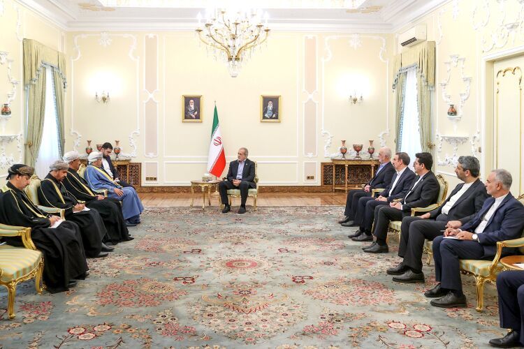 پزشکیان: ایران و عمان همواره یاور یکدیگر بودهاند